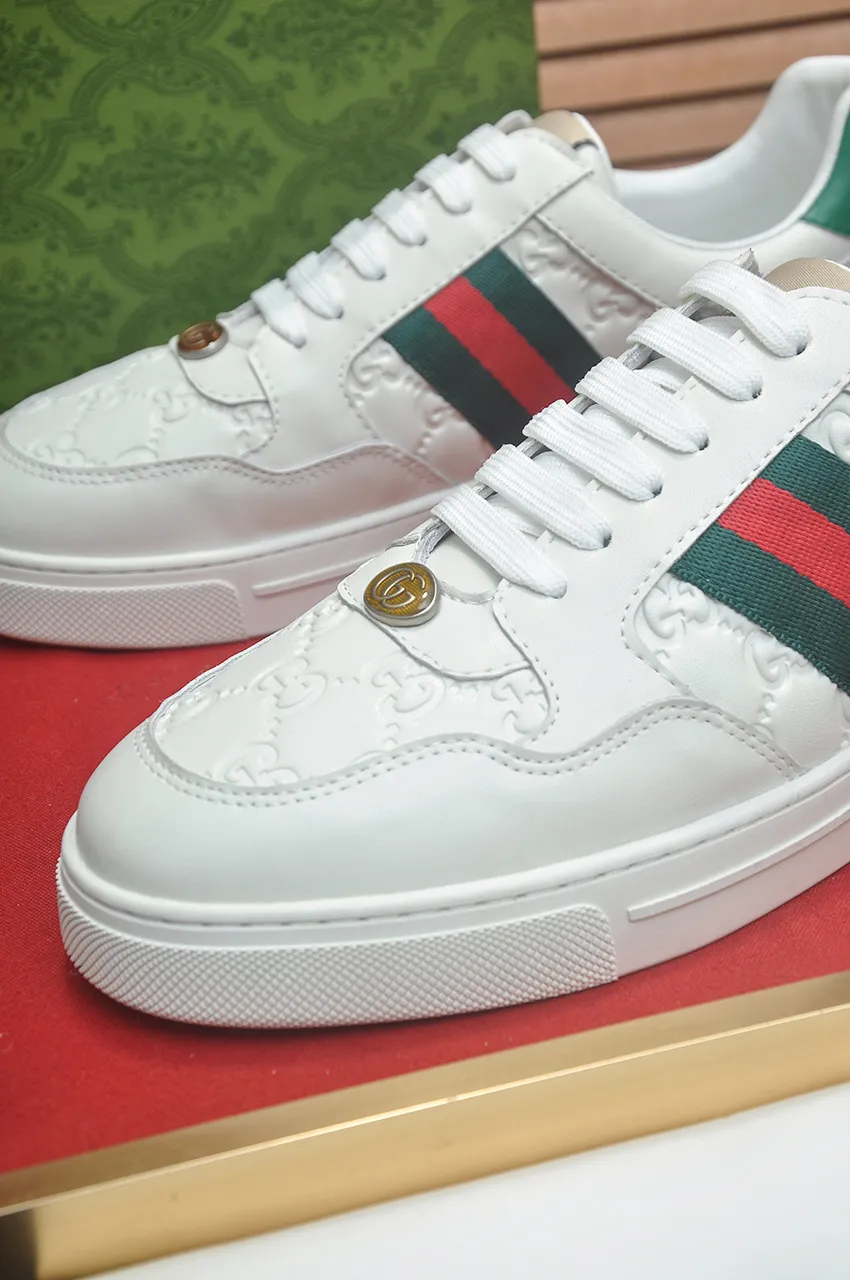 Men's men's shoes💰420💶[GUCCI Gucci] official website 1:1 men's sports shoes are now on the market, using original Gucci fabric + gluten lining, plus the official website original 1:1 comfortable outsole. Fashionable and versatile, super comfortable and breathable. 5 colors available, standard shoe size 38/45 (custom-made sizes 45 are non-refundable)